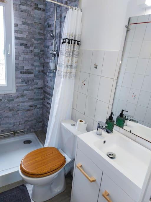 Le Sympathique - Petit Dejeuner, Netflix, Jacuzzi Ruan Exterior foto